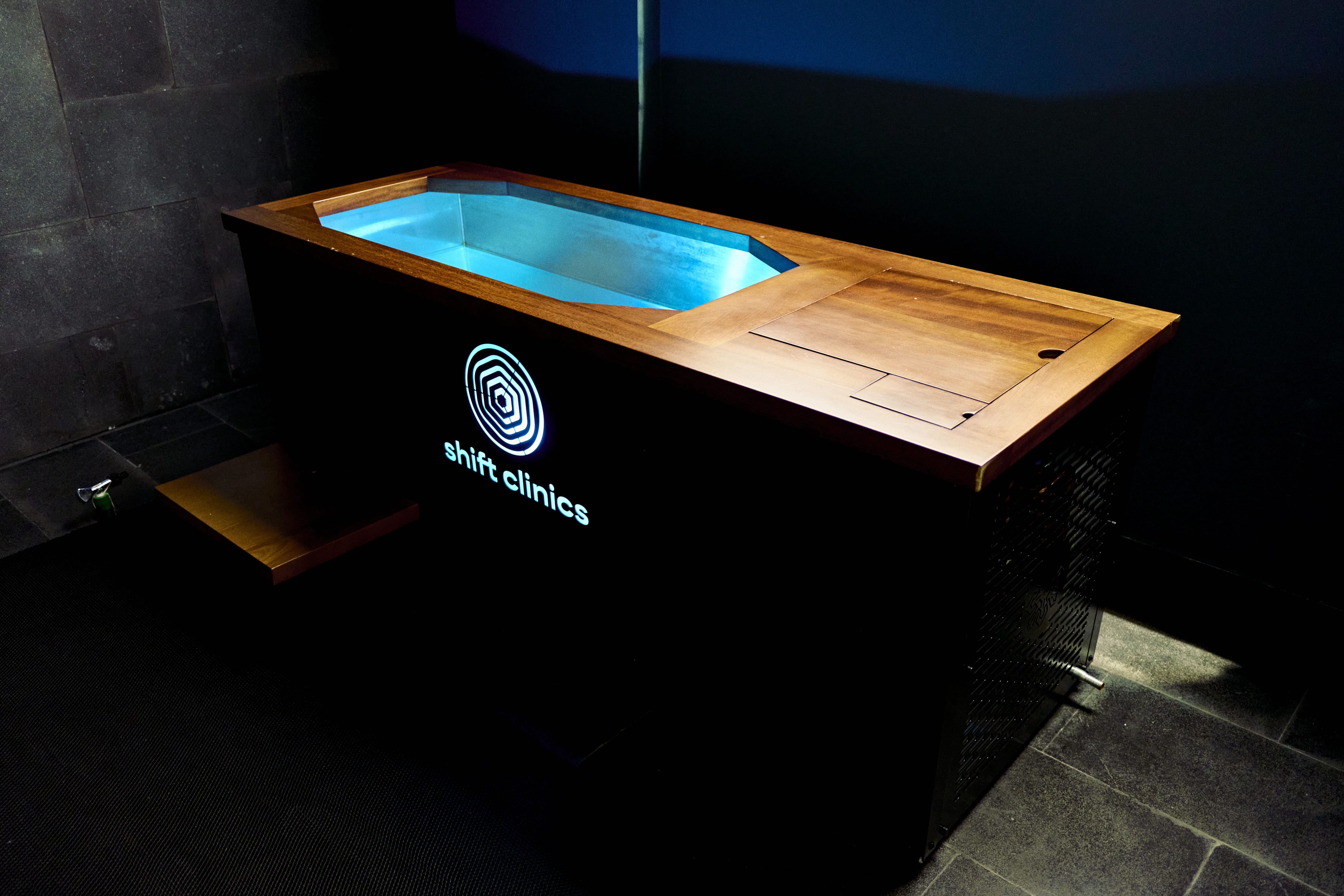 Thermal Therapy (Sauna & Cold Plunge)